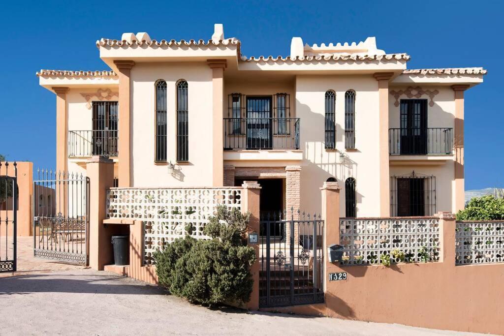 Preciosa Villa Con Gran Piscina Y Fabulosas Vistas Alhaurín de la Torre Zewnętrze zdjęcie